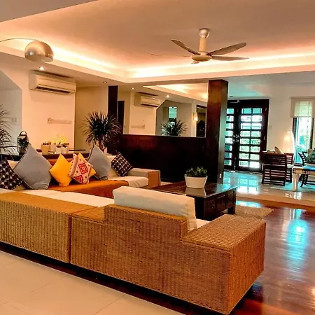 12Haven Stunning Seaside Luxury Villa Pd With Kids Pool-3